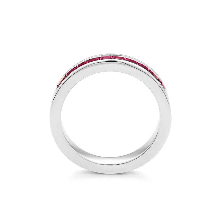 Facet Cnc Ring Halbgefasster Rubin Memoirering in 18 K Weissgold