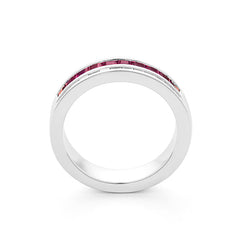 Facet Cnc Ring Halbgefasster Rubin Memoirering mit Diamant & Baguette