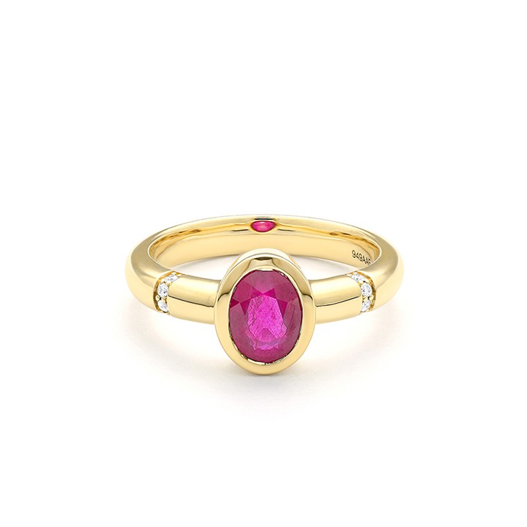 Facet Traceability 18 Karat Gelbgold Rubin Ring mit Diamanten