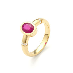 Facet Traceability 18 Karat Gelbgold Rubin Ring mit Diamanten